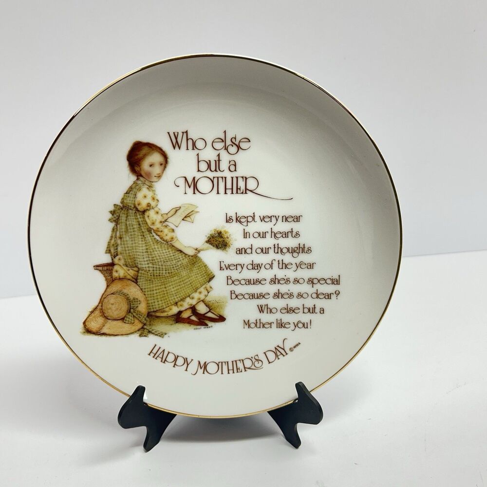 1976 "Who Else But a Mother" Plate Holly Hobbie